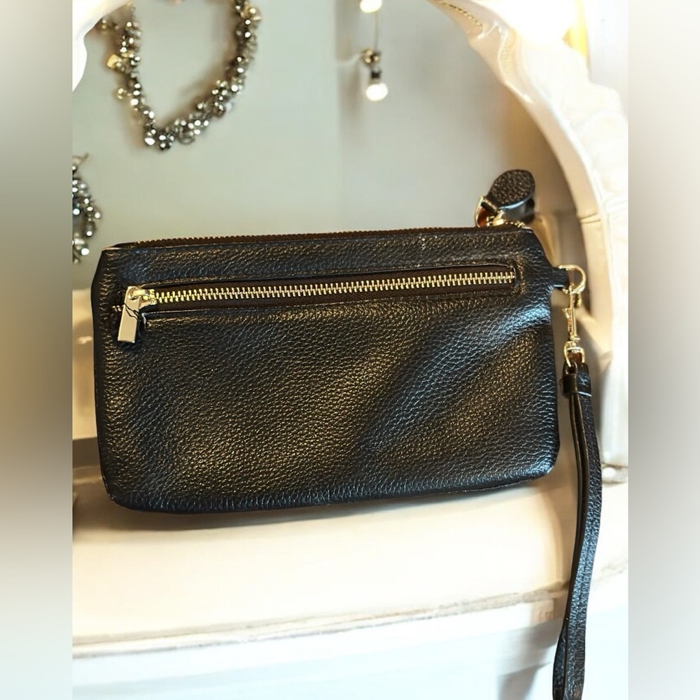 Black full-grain pebbled Befen leather wristlet - Picture 3 of 5